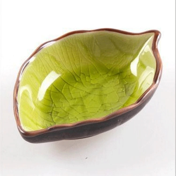 Handcrafted Leaf Shaped Japanese Ceramic Plates - Kanju Decor